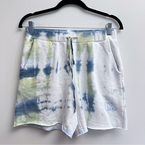Michael Stars Fiji Wash Sky Combo Tie Dye Reggie Cut Off Shorts NWT Size Small - Picture 1 of 9